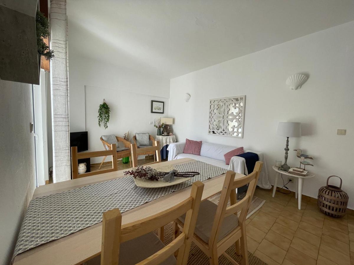 M&M'S Cosy Apartment - Sea View Luz Buitenkant foto
